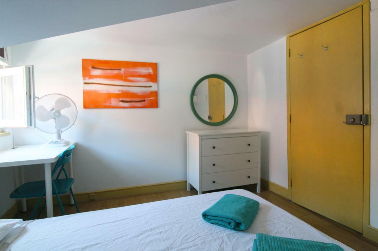 Room In Marechal Saldanha 3Rd Floor Lisboa Chambre photo
