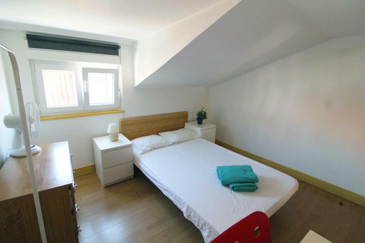 Room In Marechal Saldanha 3Rd Floor Lisboa Chambre photo